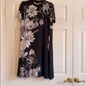 Floral shift dress
